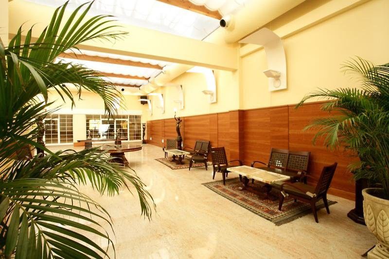 Hotel Rios Сан Адриан Интерьер фото